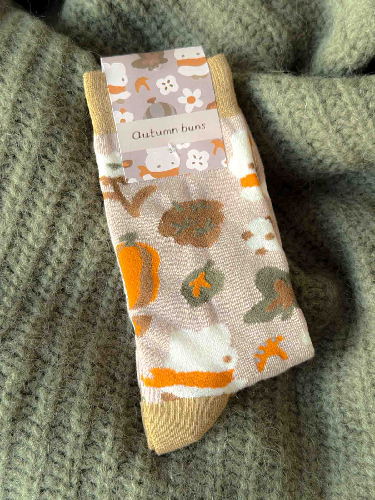 autumn bun - socks